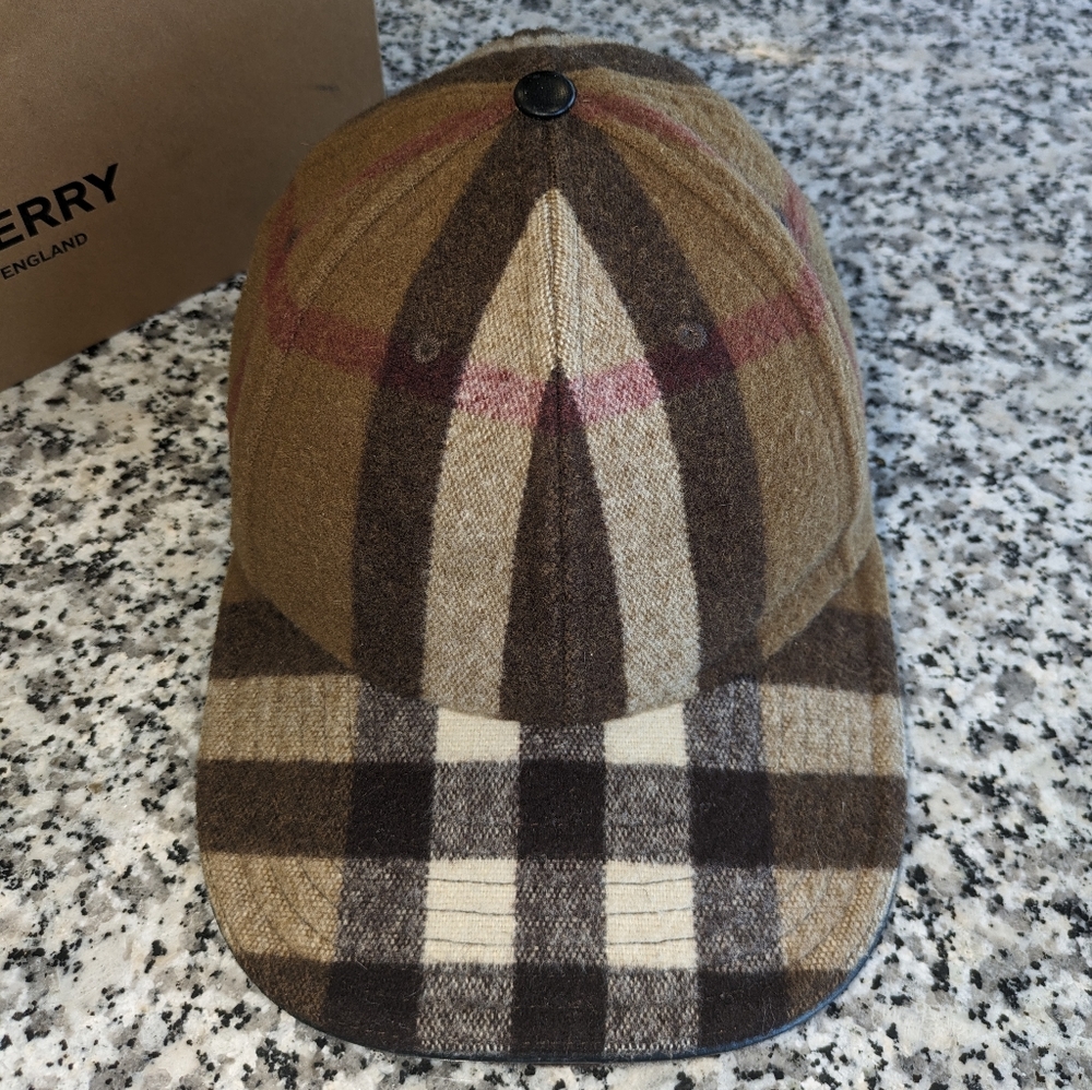 BURBERRY